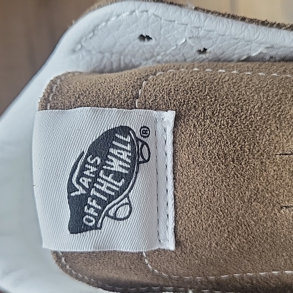 Van's SK8-Hi Brand new in the box no lid authentic uper textile and leather - Picture 3 of 11